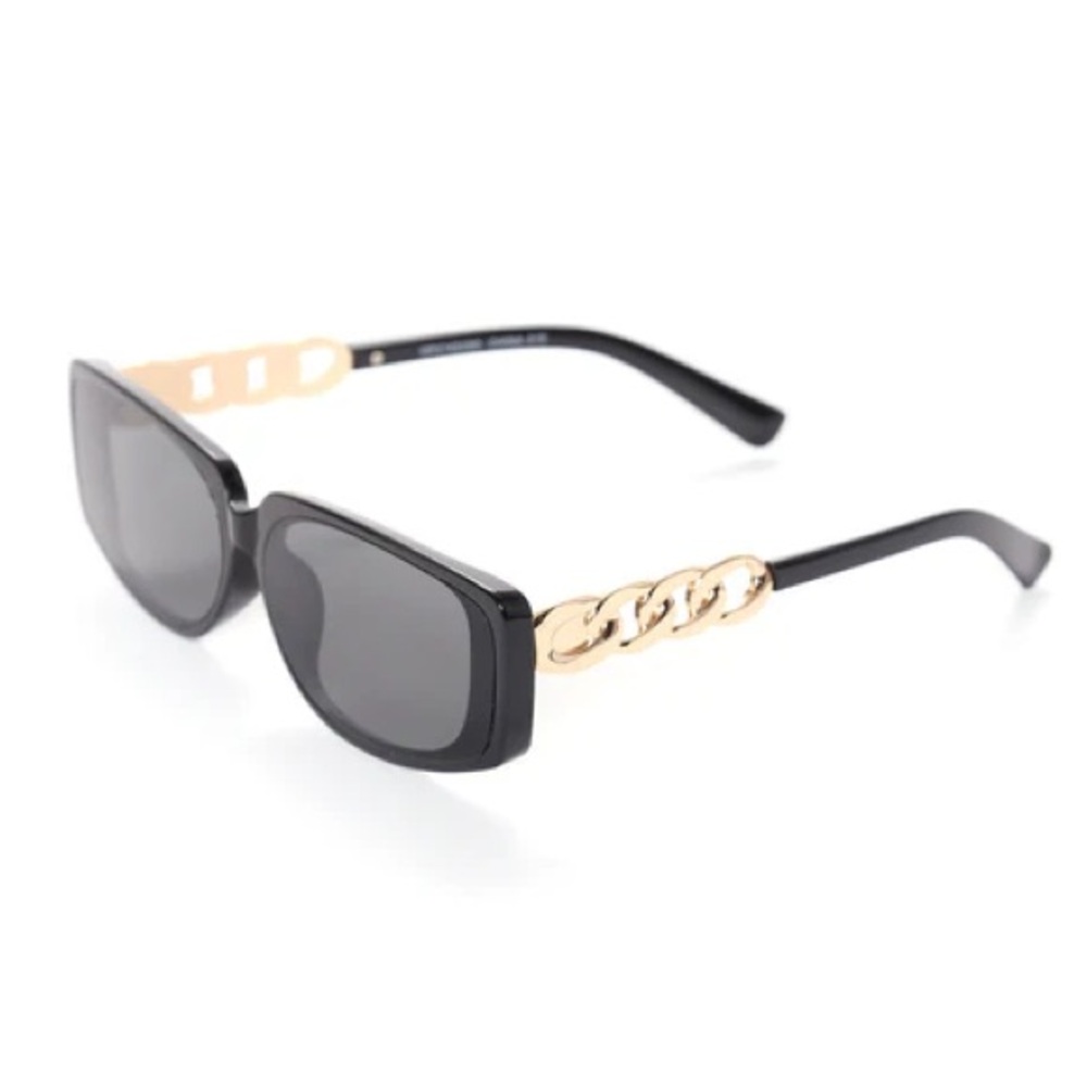 Chic Black and Gold Sunglasses
